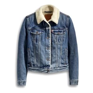 NWT Levi's Original Sherpa Trucker Jacket